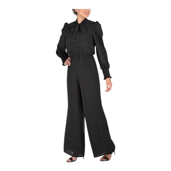 Julia Jordan Black Long Sleeve Tie Neck Jumpsuit. Size 6. - Picture 4 of 16